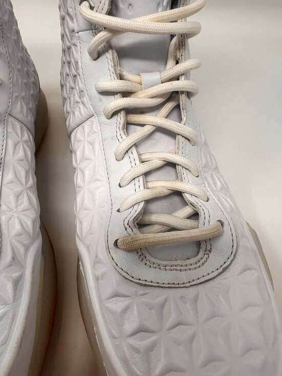 Size 8.5 - Nike Kobe 10 EXT High White Gum main image 4